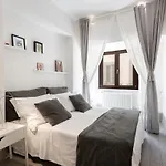San Antonino Elegant Renovated Cosy Central Plus